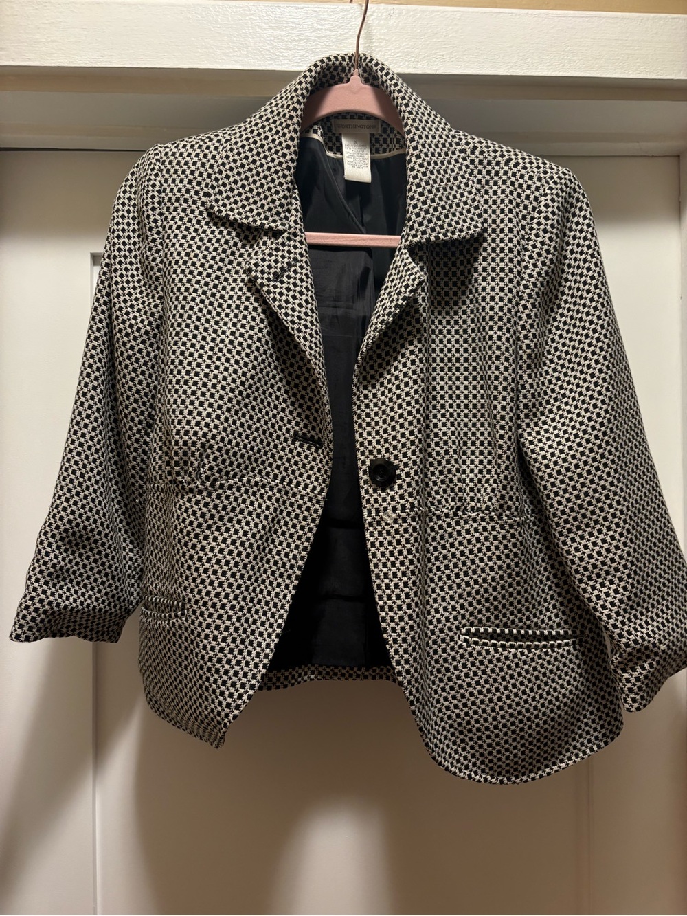 Worthington Black and White Cropped Patterned Blazer